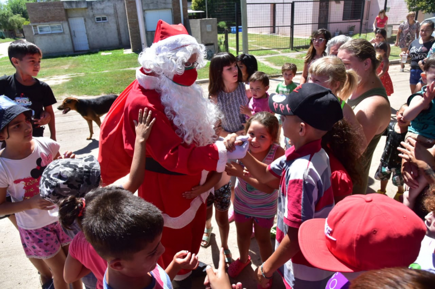 Actividades De Santa Conjunto. Mañana De Navidad. Lista De Regalos