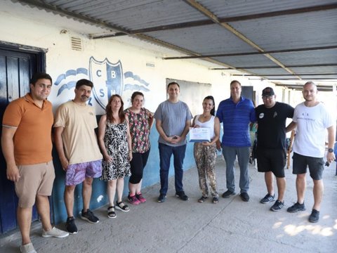 El municipio entregó materiales y aportes al baby fútbol de barrio San Martín