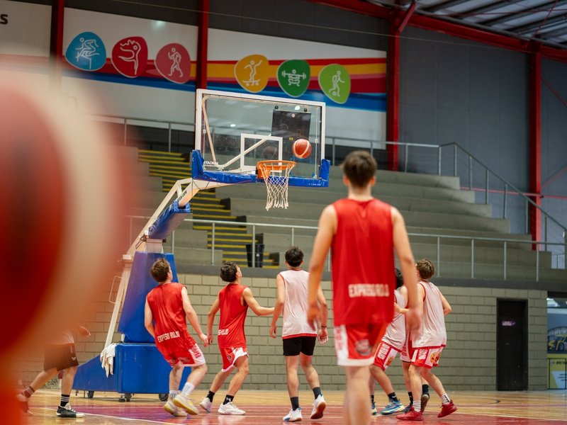 El municipio acompaña la preparación de Central Argentino para el Torneo Federal de Básquet