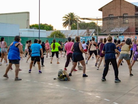 Municipio y Provincia impulsan la propuesta “Derecho al Verano” en la plaza de barrio San Martín