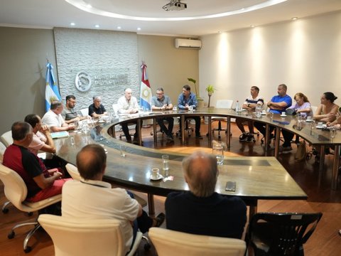 Autoridades municipales y representantes de ocho Centros Vecinales se reunieron para diseñar acciones conjuntas