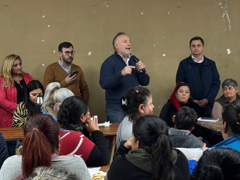 Vecinos de seis barrios participaron de los talleres “VM Piensa y Propone”