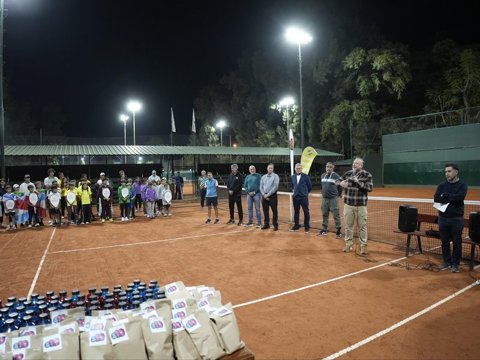 Tenis: con la participación de 11 delegaciones de distintas provincias, comenzó a disputarse la Copa Nacional Sub-10 en la ciudad