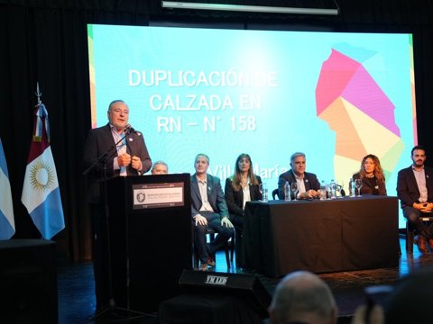 Llaryora junto a Accastello anunciaron la duplicación de ruta 158 en el ingreso a Villa María desde la Autopista Nacional 9
