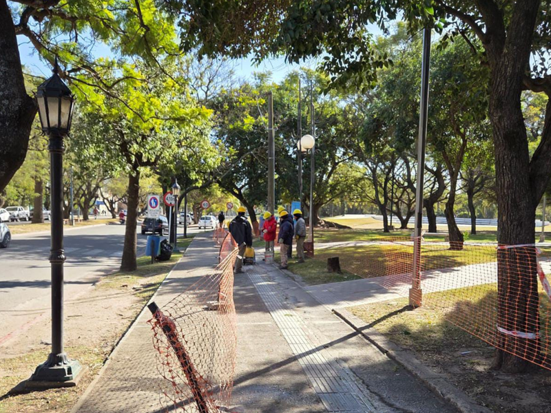 Avanza la obra del nuevo alimentador de media tensión en beneficio del sector noroeste de la ciudad