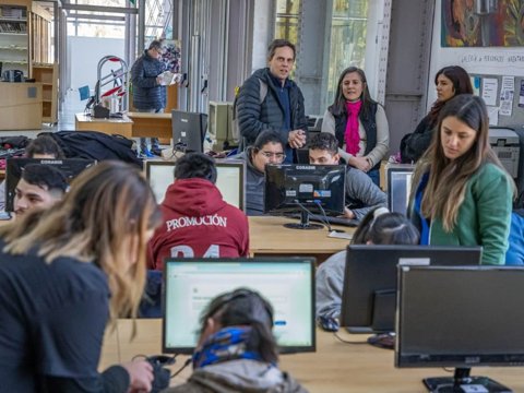 Más de 400 personas participan de los talleres gratuitos del programa “CBA Me Capacita”