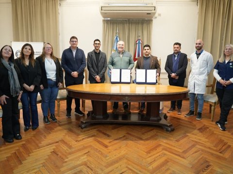 El municipio firmó un convenio con la Facultad de Odontología de la Universidad de Córdoba para la realización de prácticas supervisadas