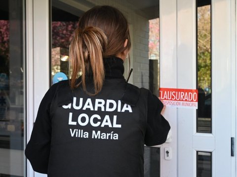 El municipio clausuró una carnicería por arrojar restos de huesos en el sector del arenero