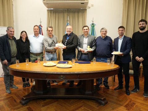 Encuentro Nacional de Escultores: se presentaron los artistas que realizarán 5 nuevas esculturas en la ciudad