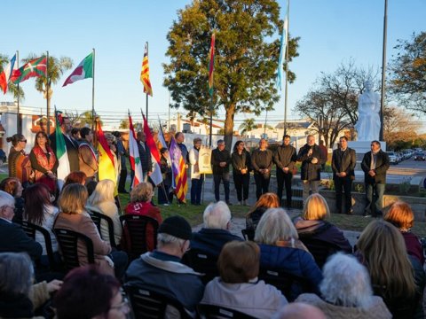 Día del Inmigrante: el municipio inauguró la Arboleda de las Colectividades en barrio Santa Ana