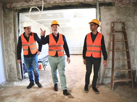 Playa Universal y Centro de Salud: el intendente Accastello recorrió obras en marcha en barrio Santa Ana
