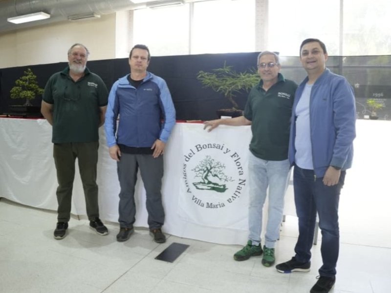Con más de 90 ejemplares, comenzó la 31° edición de la “Expo Bonsai”