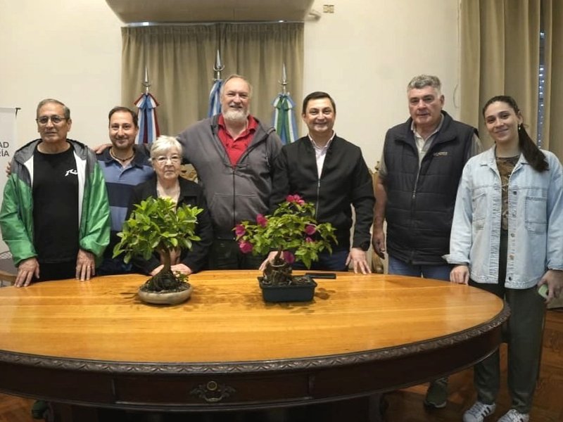 Con más de 90 ejemplares, Villa María recibe la 31° edición de la “Expo Bonsai”
