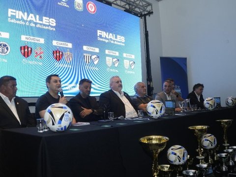 Se presentaron las finales del torneo de juveniles de AFA que se disputarán desde esta tarde en Villa María