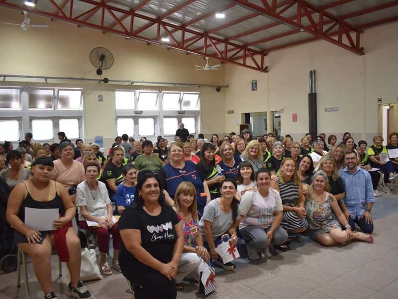 Se realizó el cierre anual de los talleres de capacitación laboral en el MuniCerca 5