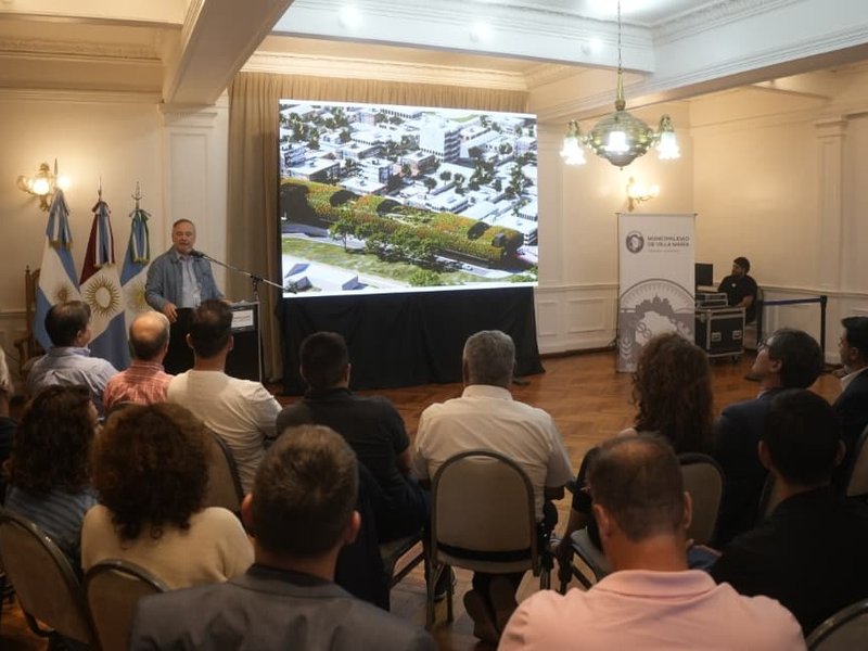El intendente Eduardo Accastello presentó el proyecto “Fórum” ante instituciones de la ciudad
