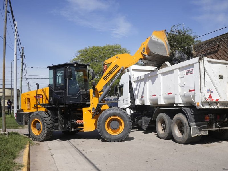 Barrio Belgrano: se llevó adelante un operativo de descacharreo para eliminar posibles criaderos de dengue