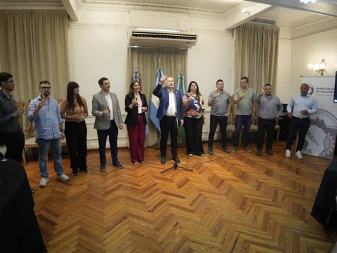 El intendente Accastello compartió un brindis de fin de año con periodistas