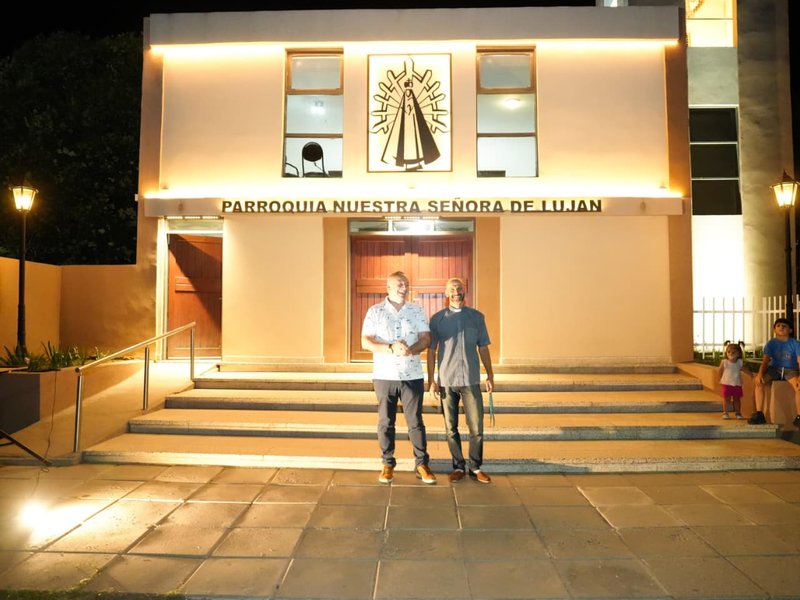 Se inauguró la iluminación externa y el reacondicionamiento de la Parroquia Nuestra Señora de Luján