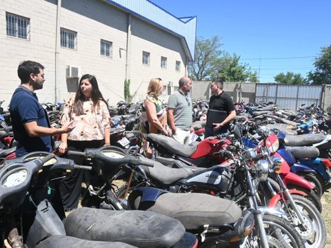 El municipio realizó una subasta pública de motovehículos en desuso