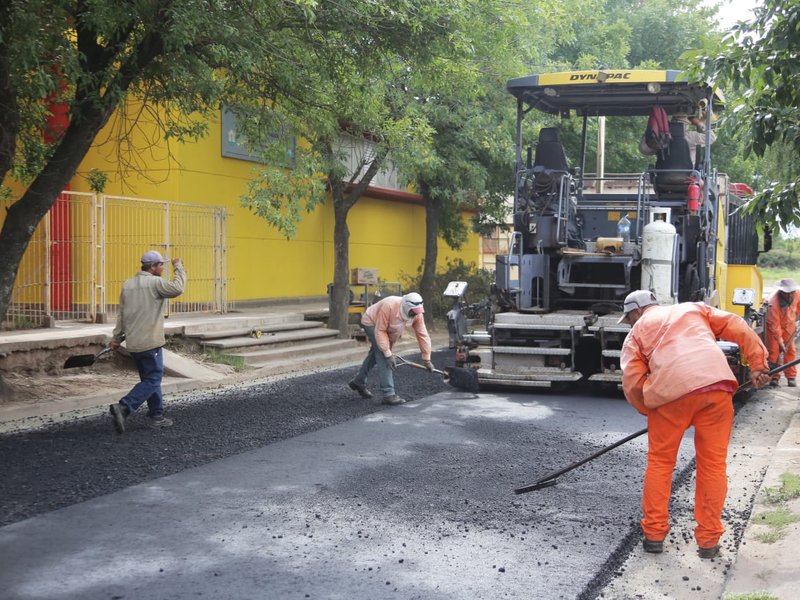 Las Playas: el municipio avanza con el Programa 430 Cuadras de Pavimento