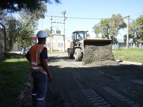Avanza el plan de pavimentación en barrio San Juan Bautista