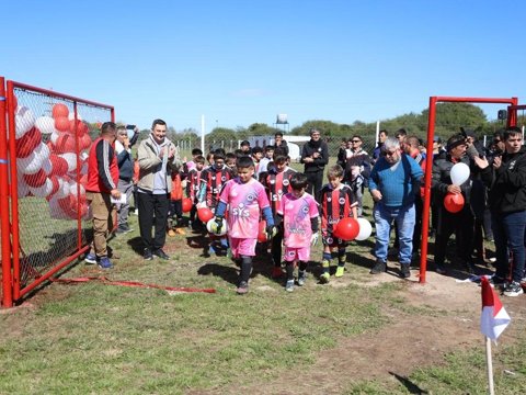 River Plate del Agarrobo inauguró su cancha de baby fútbol