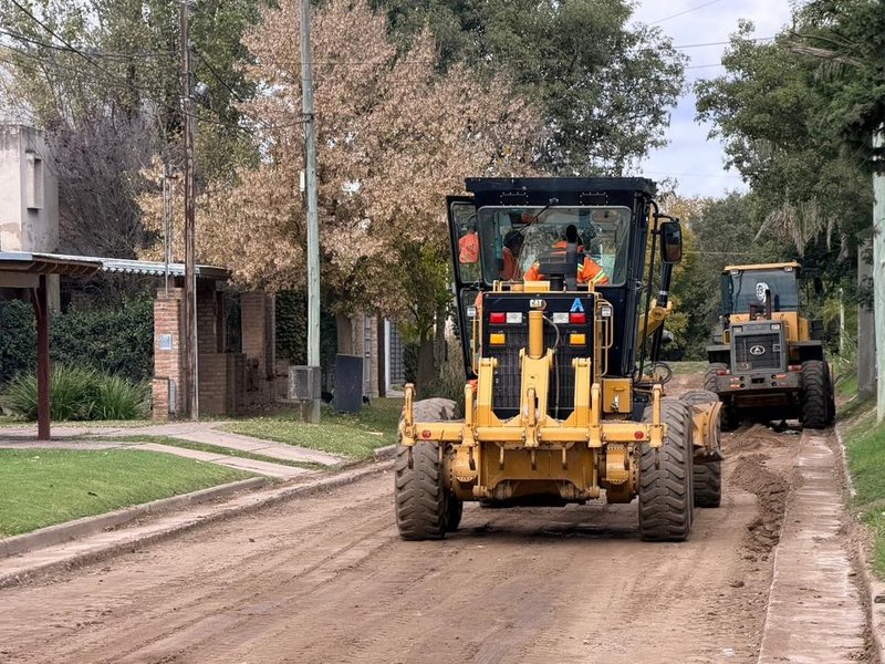 Avanzan los movimientos de suelo en barrio Mariano Moreno