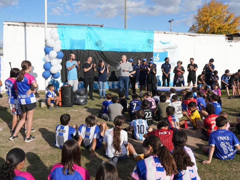 Accastello participó de los festejos por el 53° aniversario del Baby Fútbol San Martín