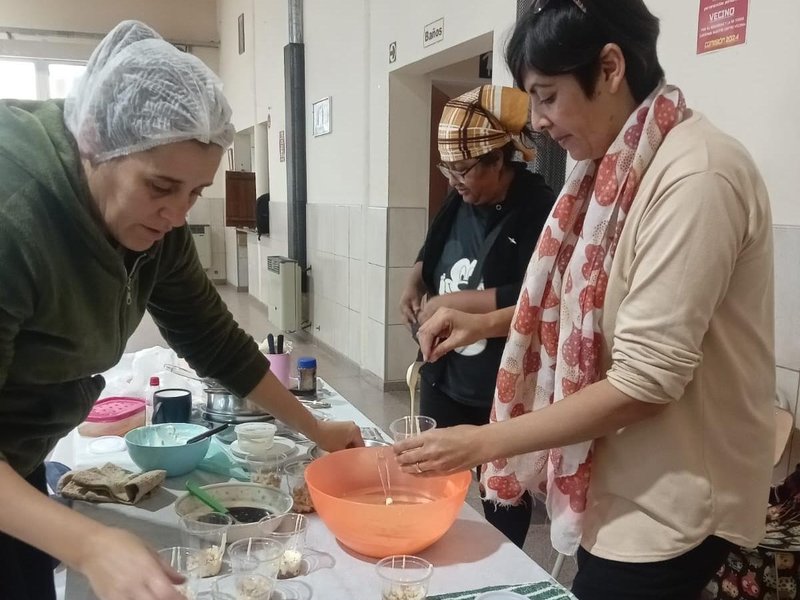 El Municerca 5 puso en marcha el taller de panificación y pastelería