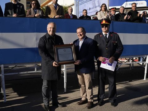 Accastello participó del acto oficial por el 75° aniversario de Bomberos Voluntarios de Villa María
