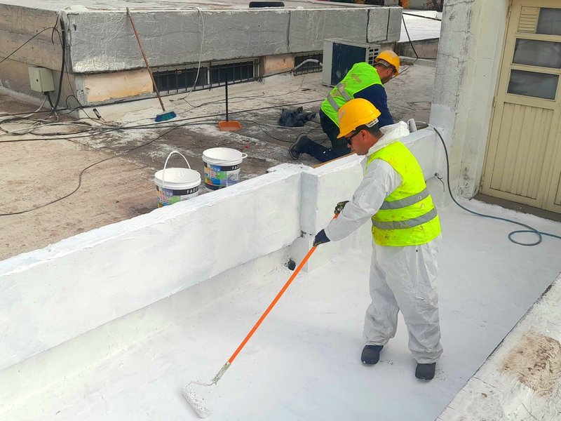 El municipio avanza con obras de impermeabilización y reparación en escuelas
