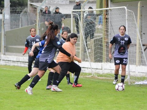Se jugó una nueva fecha de la Liga Municipal de Fútbol Femenino Amateur