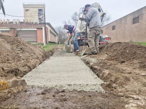 El municipio puso en marcha el plan 100% cordón cuneta con la ejecución de las primeras 30 cuadras
