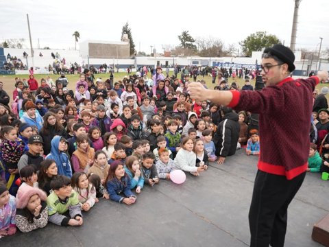 Accastello participó de los festejos por el mes de las infancias en el Club Deportivo Argentino