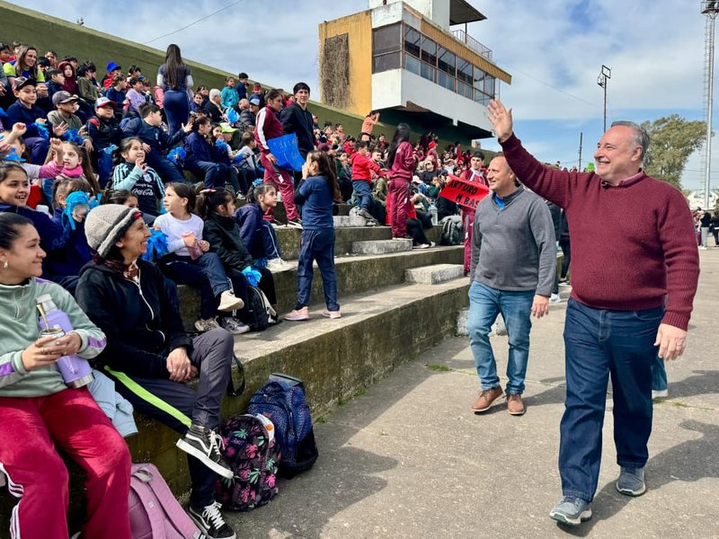 “Jugando con Tercero”: Accastello participó de una jornada deportiva para escuelas primarias