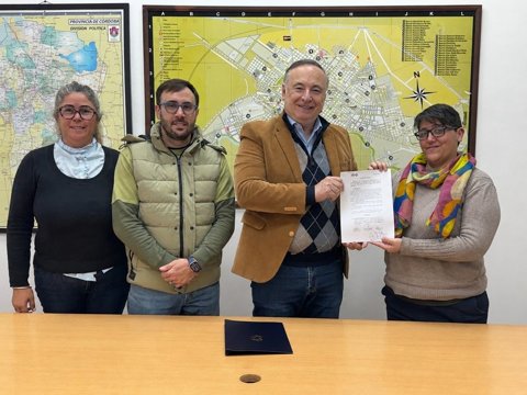 El municipio entregó un aporte económico a la academia “Dance Heart” para su participación en un certamen internacional