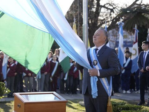 El municipio conmemoró el día de la bandera de Villa María y el 111° aniversario de la declaración como ciudad