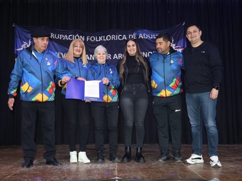 PerteneSER: Nuevo Amanecer Argentino obtuvo su personería jurídica y celebró su 3º encuentro regional de danzas