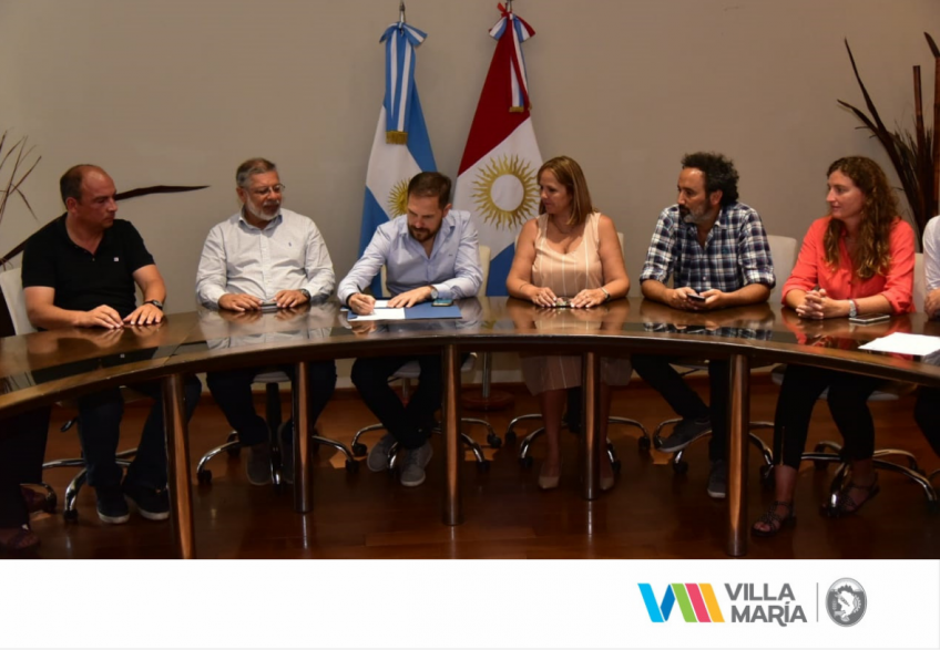 Villa María: Junto al INTA, se firmó un convenio de cooperación para potenciar la capacitación técnica y el desarrollo de huertas familiares