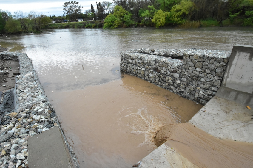 Villa María: El primer tramo de la obra de desagües pluviales demostró su operatividad con las lluvias de esta jornada