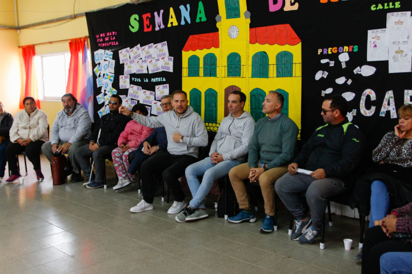 Villa María: Sábado Ciudadano: El MuniCerca 1 fue sede para un nuevo encuentro entre el Gabinete municipal y los vecinos del sector