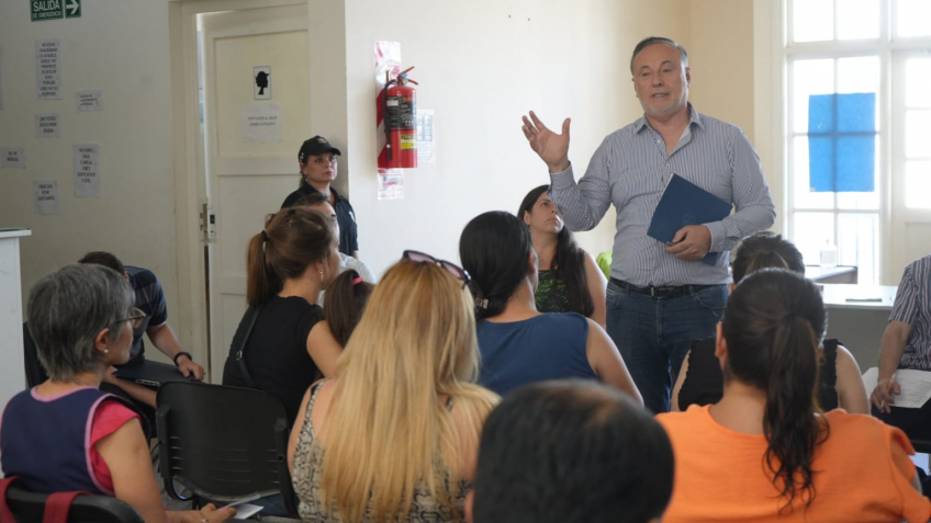 Villa María: Accastello encabezó una reunión con vecinos de los barrios San Martín y 400 Viviendas