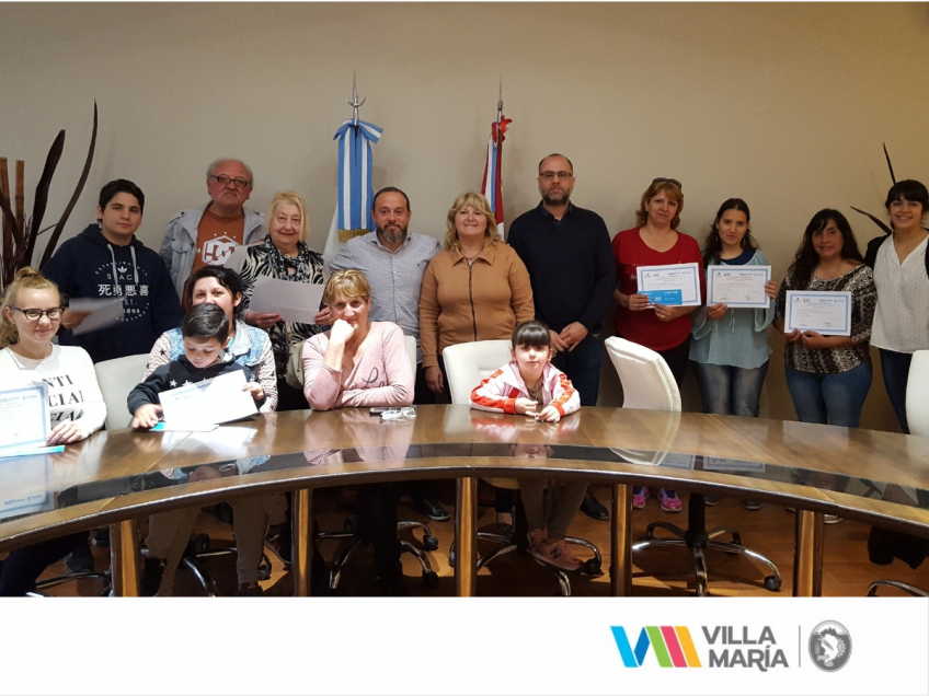 Villa María: Entregaron microcréditos del programa Banco de la Gente