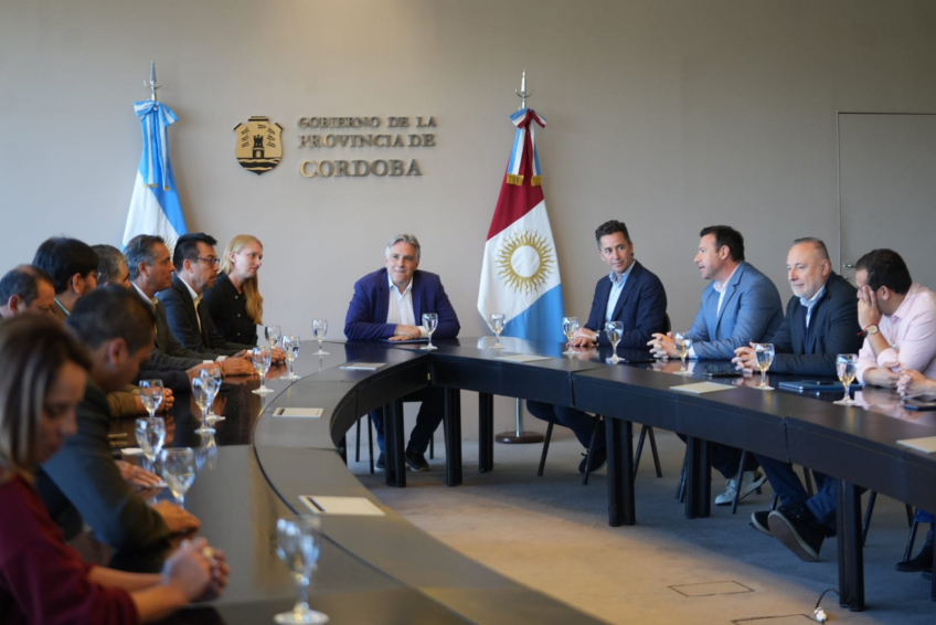 Villa María: Accastello participó de una reunión de trabajo junto al gobernador Llaryora e intendentes provenientes de distintos países de Latinoamérica