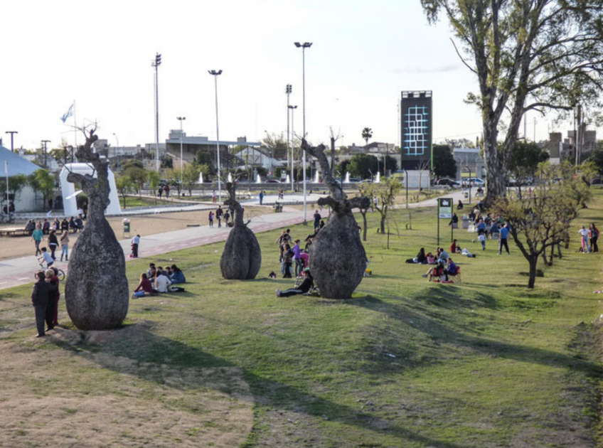Villa María: Parque de la Vida: El Municipio realizará tareas de poda correctiva y despeje de luminarias