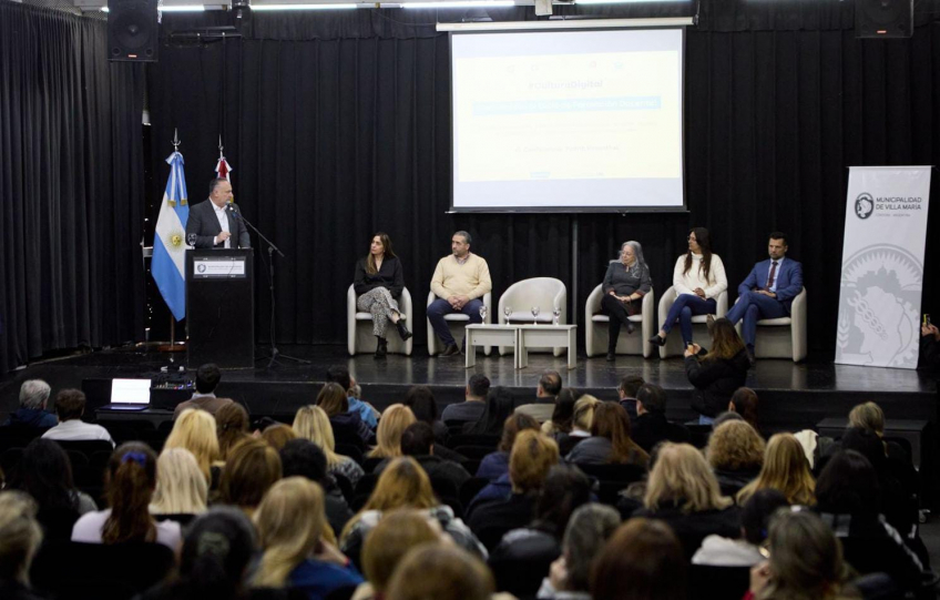 Villa María: Programa Cultura Digital: Comenzaron las capacitaciones a docentes de todos los niveles