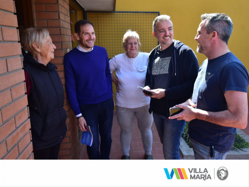 Villa María: El intendente recorrió barrio Roque Saénz Peña, donde dialogó con los vecinos
