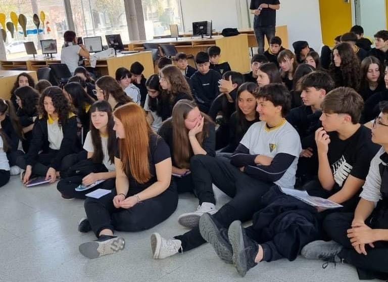 Villa María: 40 años de Democracia: Estudiantes reflexionan sobre la dictadura cívico-militar en el taller de Pedagogía de la Memoria