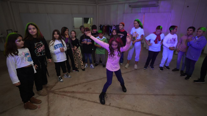 Villa María: Medio centenar de niños y niñas disfrutaron de una matiné en la Party Kids